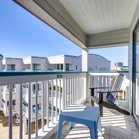 Galveston Retreat With Balcony And Gulf Views! Apartment Bagian luar foto